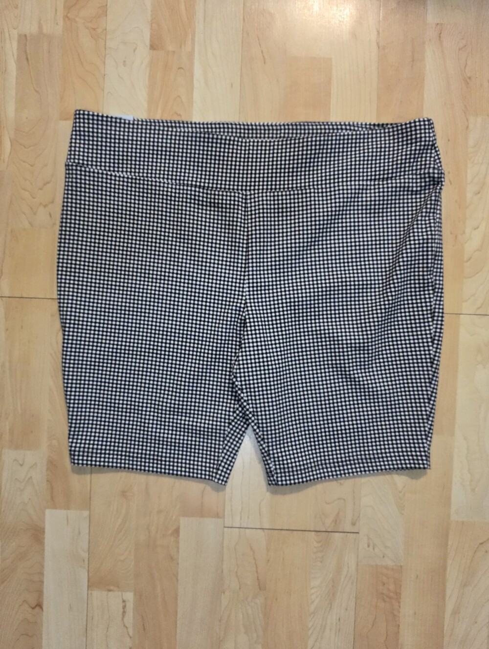 Terra & Sky Women's Plus Black White Checkered Bike Shorts Size 2X 20W - 22W NEW